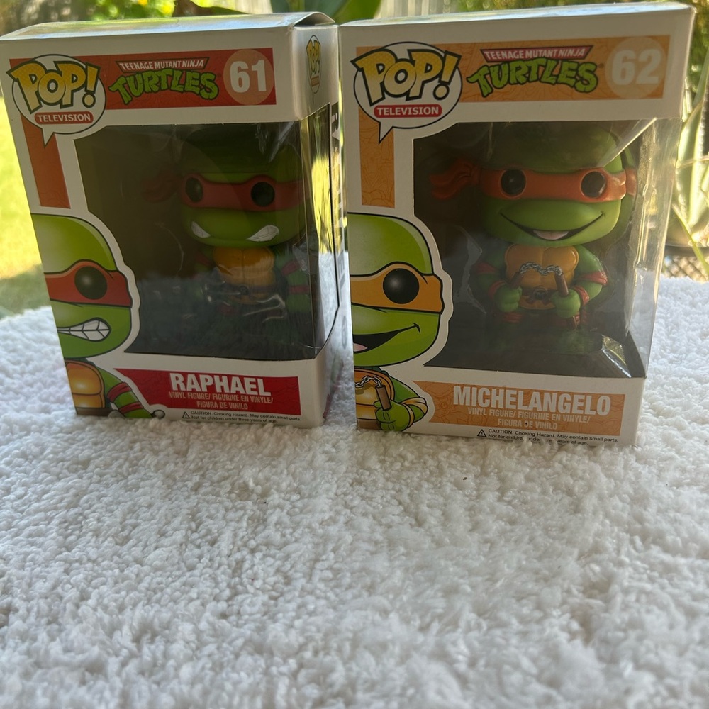 Funko Teenage Mutant Ninja Turtles Raphael & Michelangelo Figures